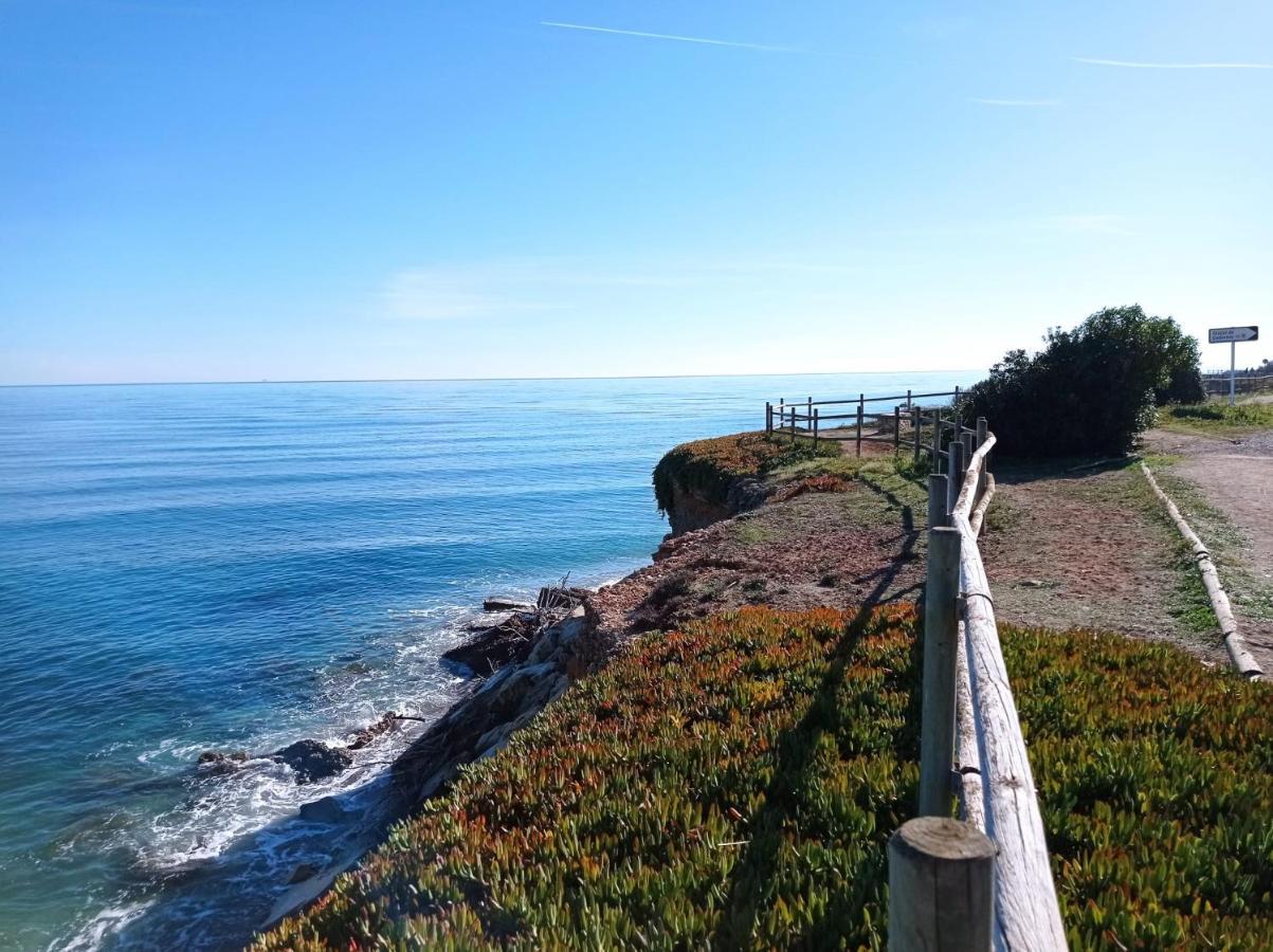 Apartamento Junto Al Mar Daire Les Cases d'Alcanar Dış mekan fotoğraf